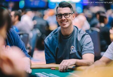 PokerNews’ Lukas Robinson Reaches 888poker PNOC Main Event Day 2