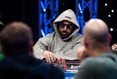 Soheb Porbandarwala Putting on a Clinic, Leads WPT World Championship Final Table
