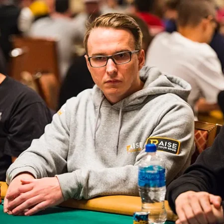 Benjamin Rolle Chasing Historic Online Poker Double