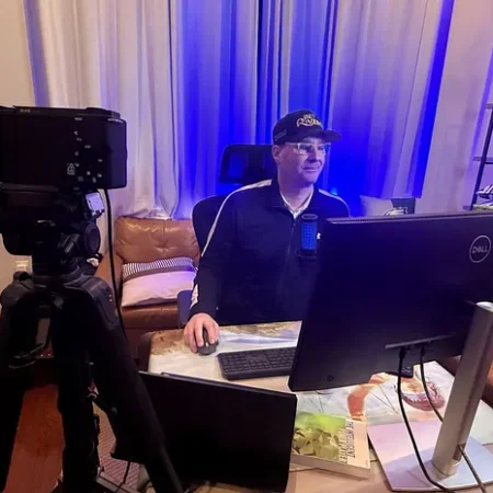 Will Phil Hellmuth Play Every Hand Again in His Next Online Poker Session?