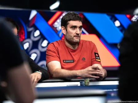 PokerStars Ambassador Mestre Trails Binder at EPT Monte-Carlo Main Event Final Table