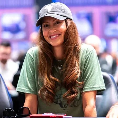 Poker-Playing Actress Shannon Elizabeth Talks About Her $1M First Week on OnlyFans
