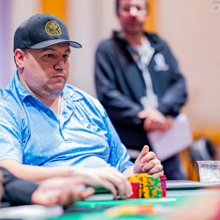 Update: Shaun Deeb Eliminated in 5th at $10,000 No-Limit 2-7 Final Table