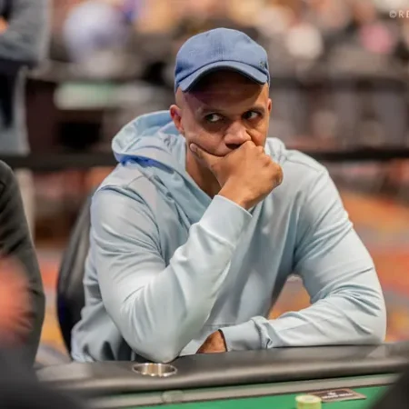 Phil Ivey Has a Big Stack as Bubble Bursts in WSOP Poker Players Championship