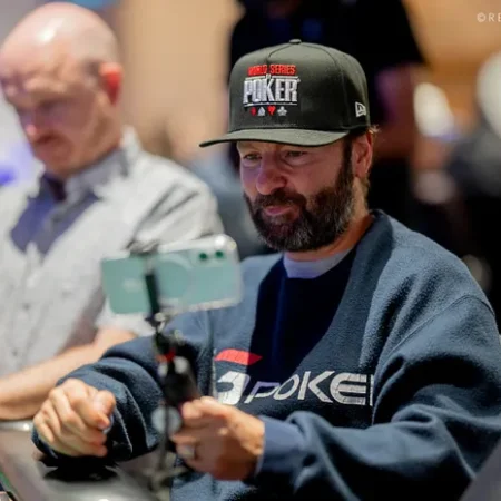 Daniel Negreanu Holds Huge Stack at WSOP $100K Final Table