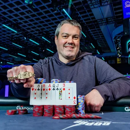 Matt Grapenthien Achieves WSOP Glory Once Again After Winning the $10,000 Stud Hi-Lo Championship