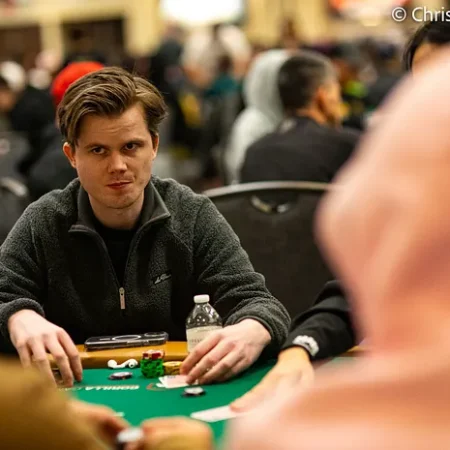 Poker Player Misclick Jams into Pocket Aces, Takes Chip Lead in WSOP Event