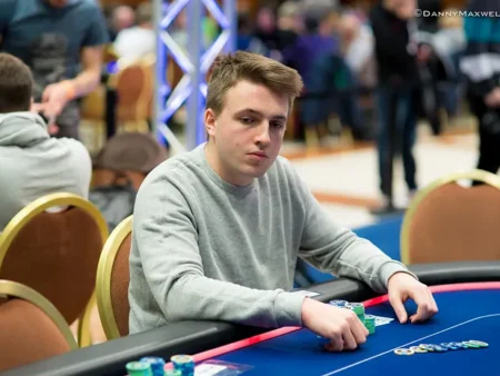 This is How Not To Play Heads-up Against One Of The World’s Best…