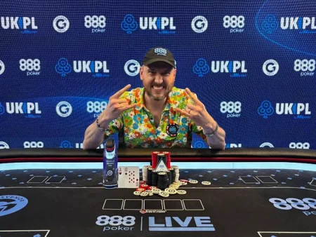 Double Delight for 888poker Ambassador Ian Simpson at UKPL Manchester