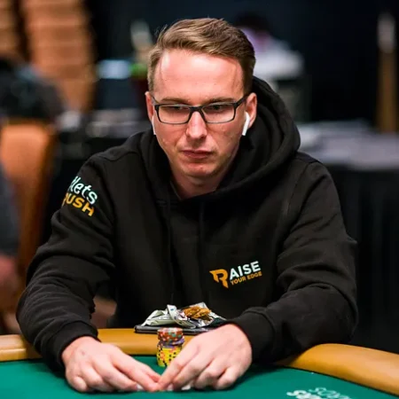Benjamin Rolle Does It Again: Claims Second Bracelet and $1.37M Prize